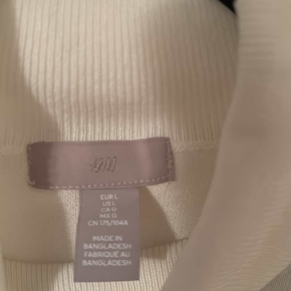 H&M Fine-knit Turtleneck Sweater Size L Color White - Picture 3 of 8